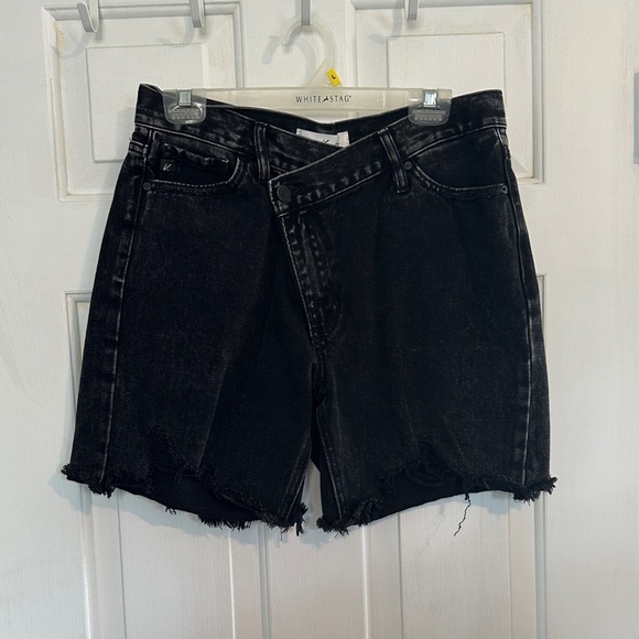 KanCan Black denim shorts size large - Picture 1 of 5